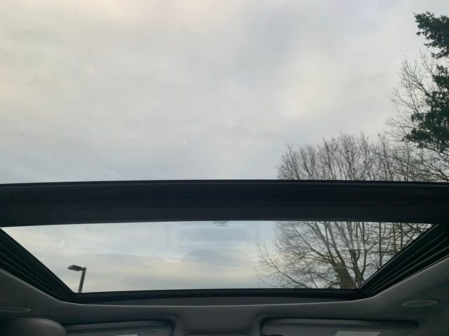 Certified 2022 Ford F150 Lariat w/ Equipment Group 502A High image 12