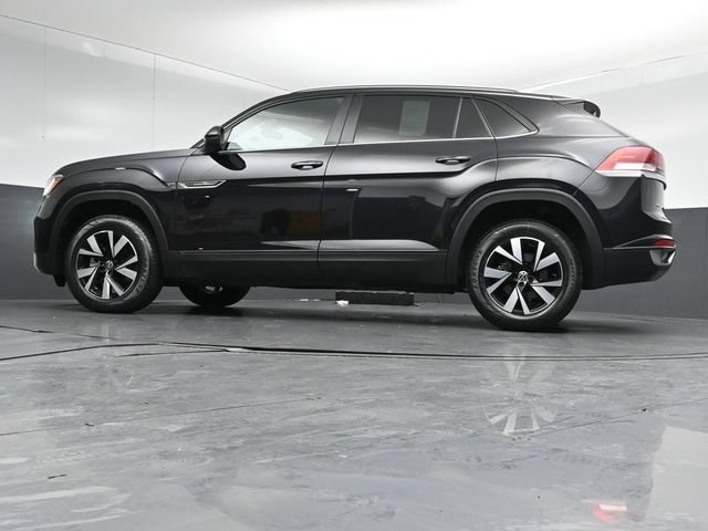 Used 2022 Volkswagen Atlas Cross Sport SE AWD/4WD image 39