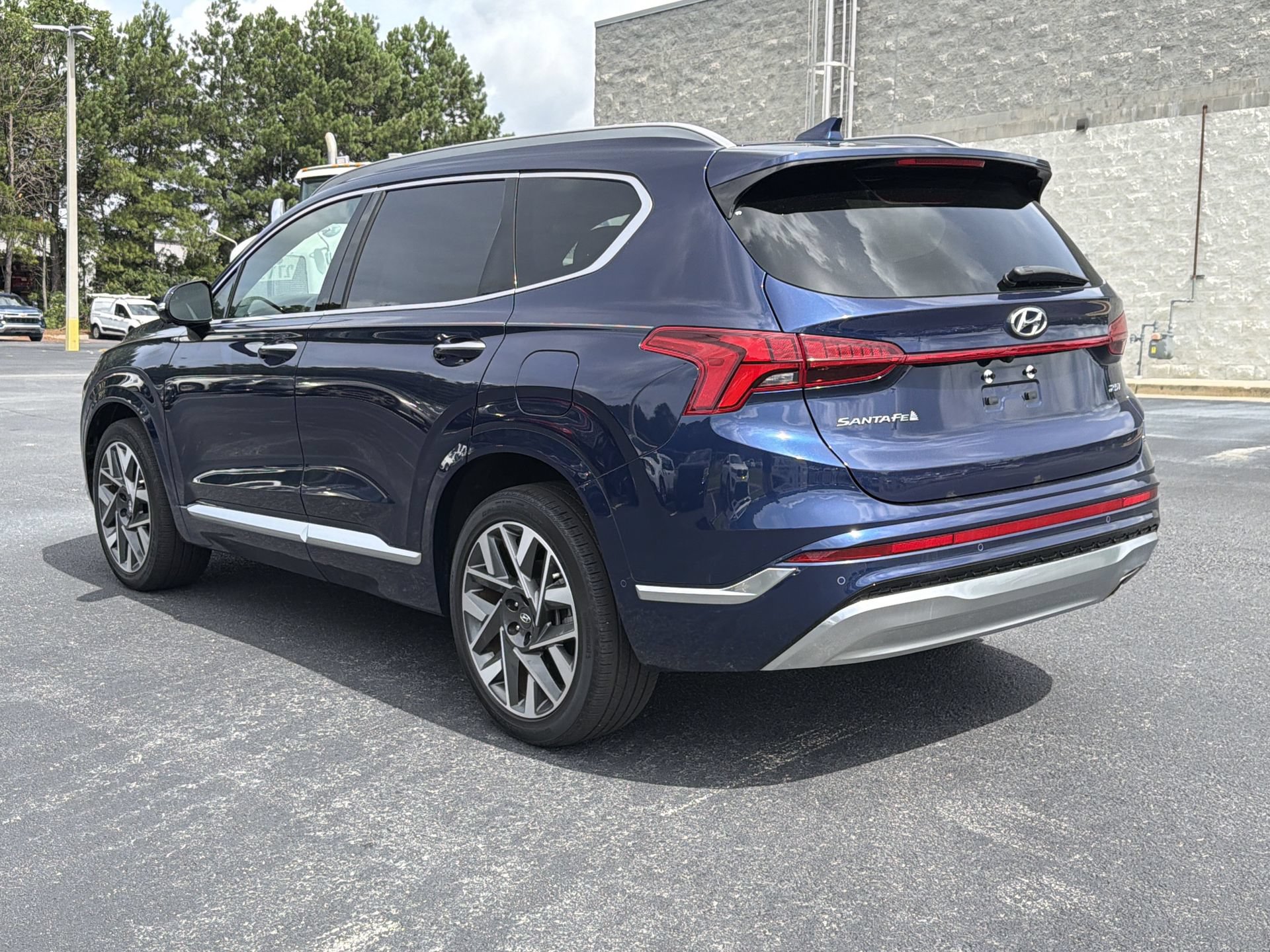 Used 2023 Hyundai Santa Fe Calligraphy w/ Cargo Package FWD image 19