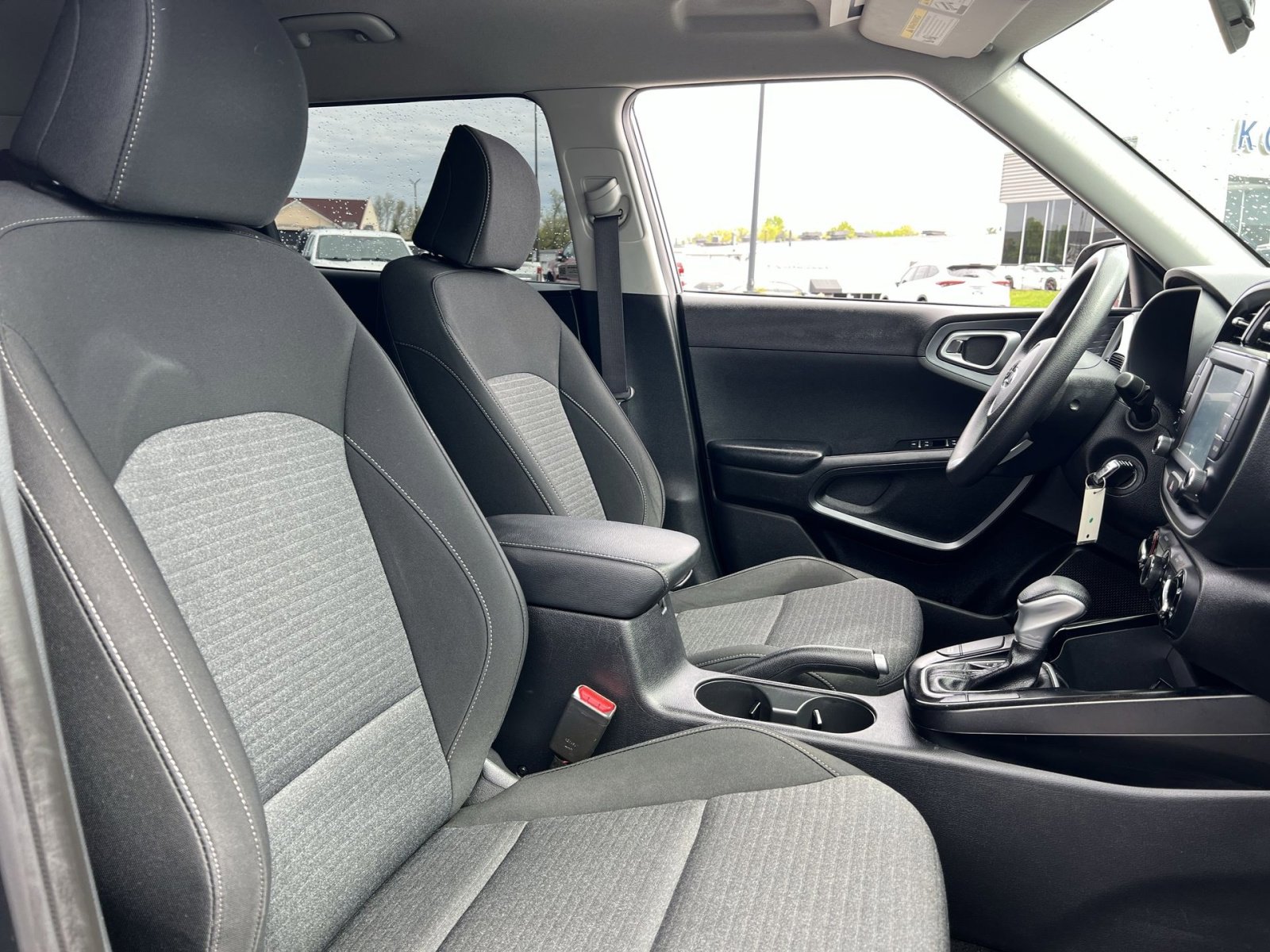 Used 2020 Kia Soul S FWD image 33
