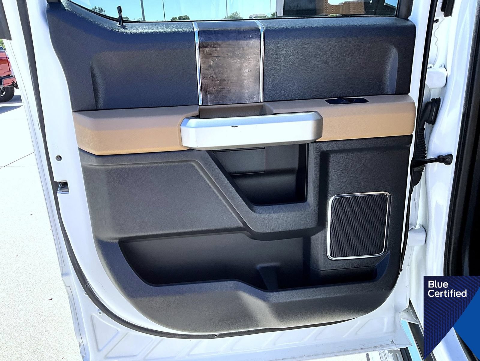 Certified 2022 Ford F350 Lariat w/ Lariat Ultimate Package AWD/4WD image 21