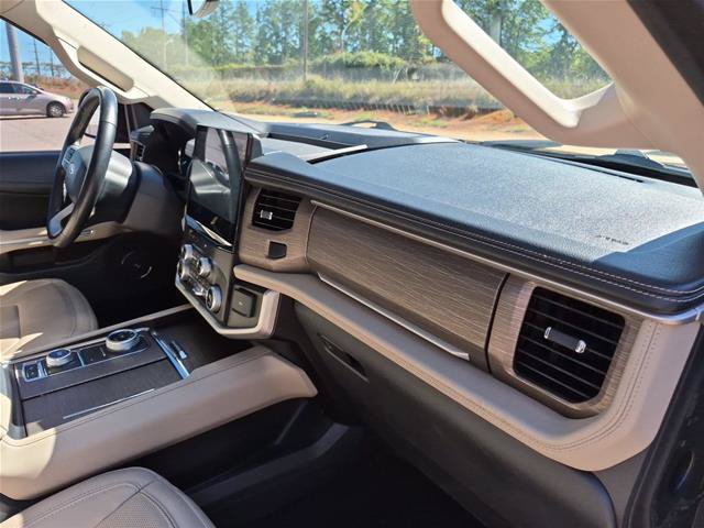 Certified 2024 Ford Expedition Limited AWD/4WD image 40