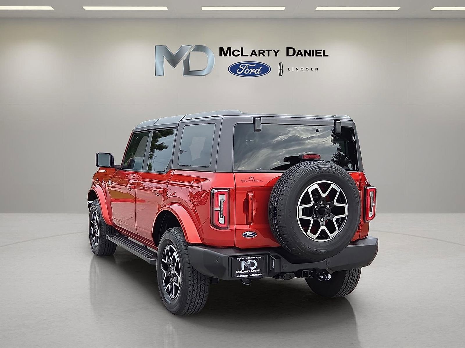 Certified 2023 Ford Bronco Outer Banks AWD/4WD image 4