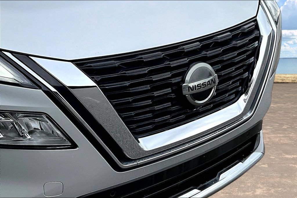 Used 2021 Nissan Rogue Platinum FWD image 35