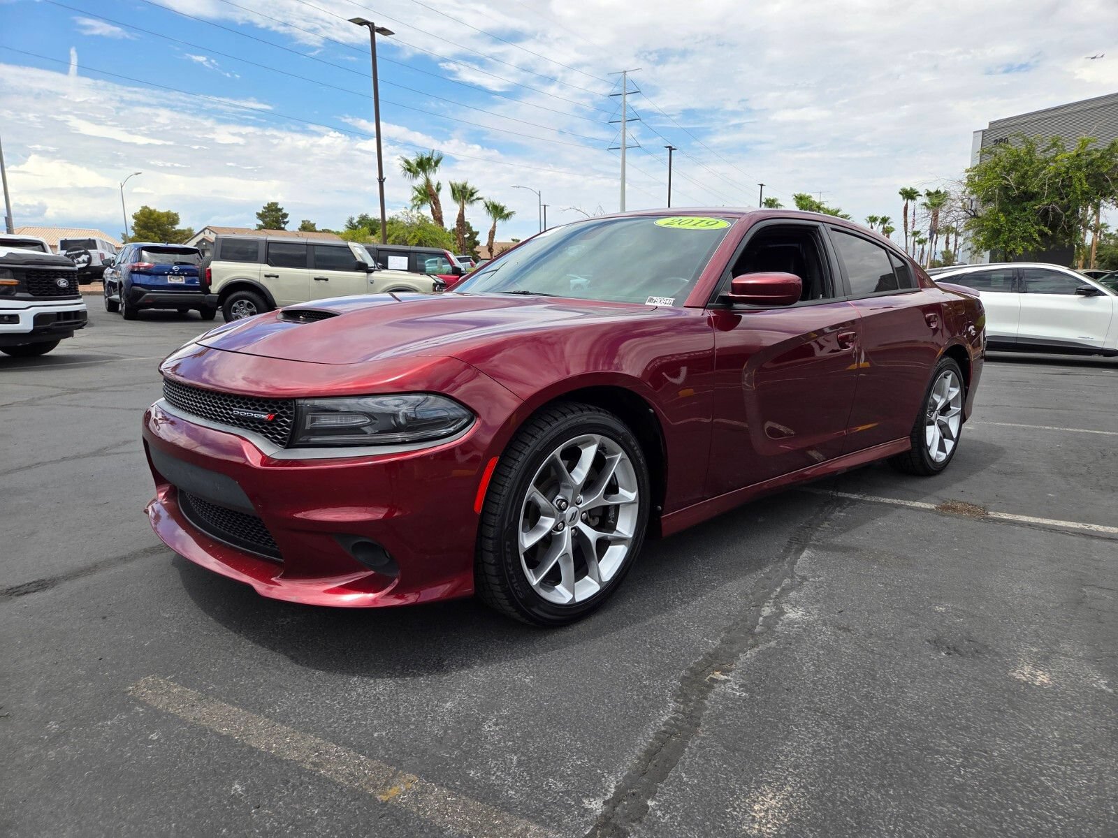 Used 2019 Dodge Charger GT RWD image 2
