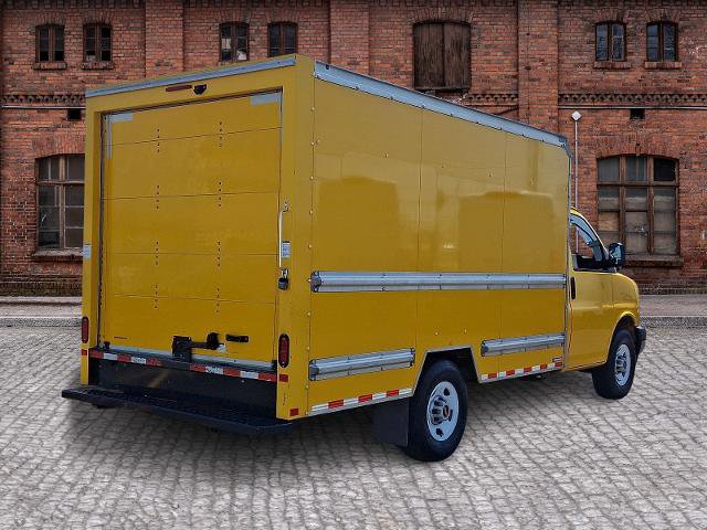 Used 2021 GMC Savana 3500 w/ Power Convenience Package RWD image 4