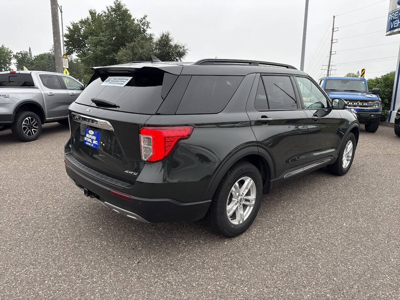 Certified 2023 Ford Explorer XLT w/ Equipment Group 202A AWD/4WD image 5