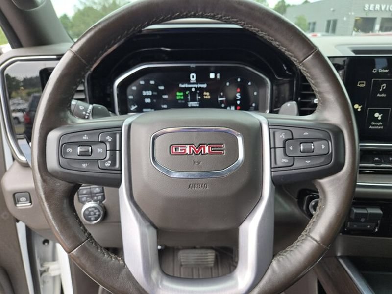 Used 2022 GMC Sierra 1500 SLT w/ SLT Premium Plus Package AWD/4WD image 30