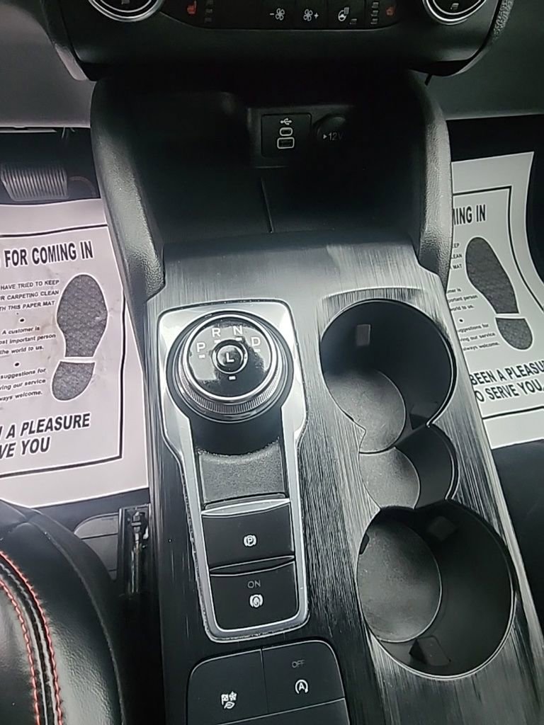 Certified 2025 Ford Escape ST-Line Select image 17