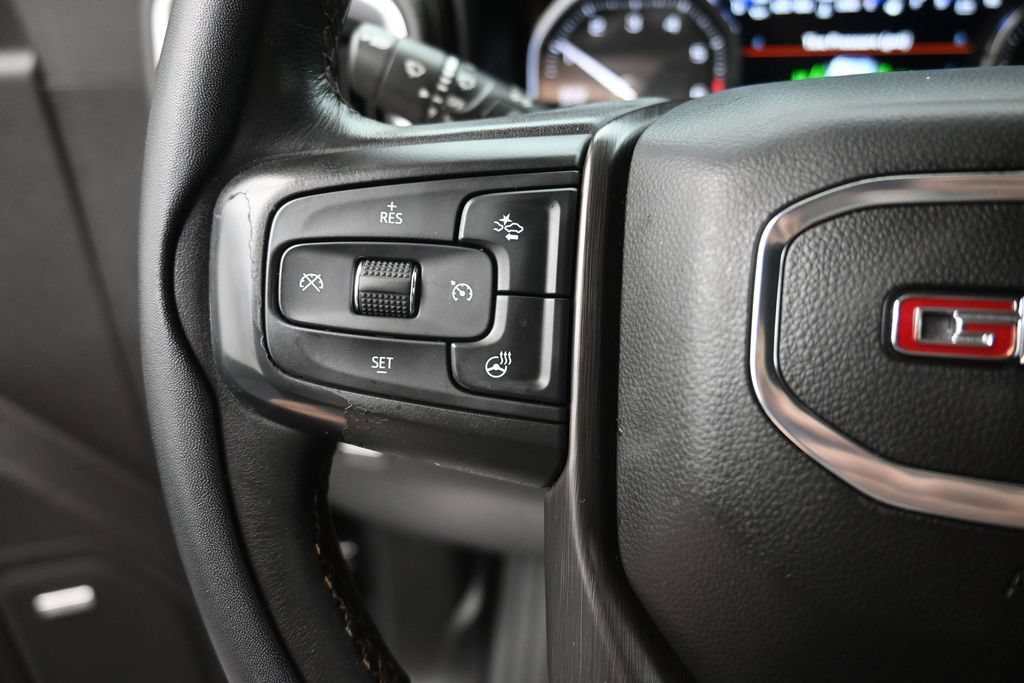Used 2021 GMC Sierra 1500 AT4 w/ AT4 Premium Package AWD/4WD image 3