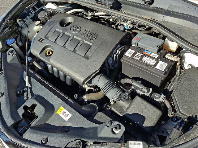 Used 2020 Toyota C-HR LE image 27