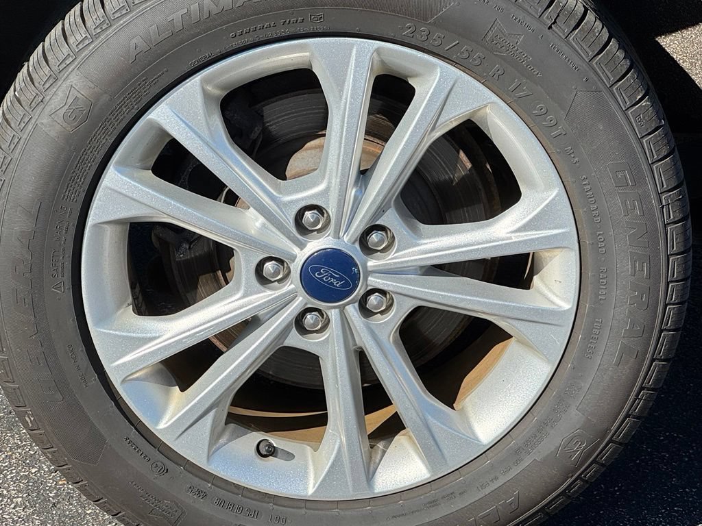 Certified 2018 Ford Escape SEL AWD/4WD image 25