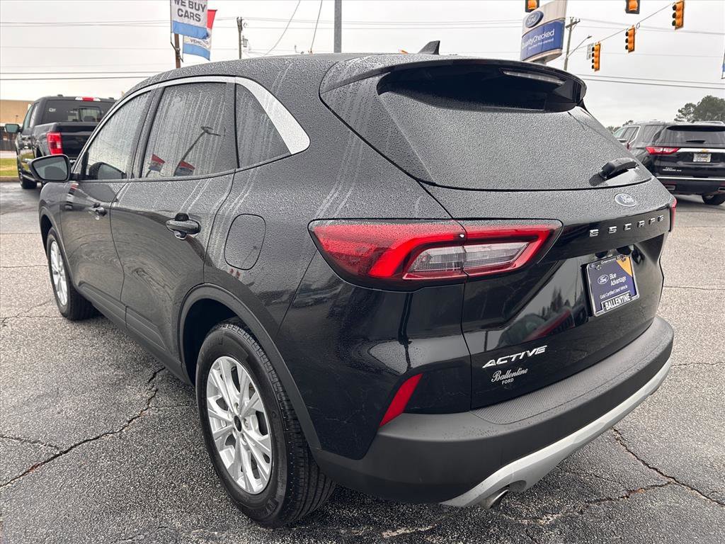 Certified 2024 Ford Escape Active image 3