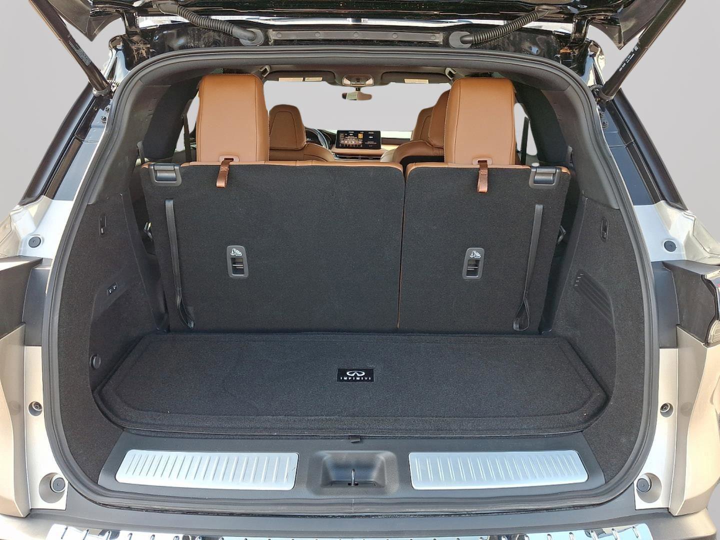 Used 2025 INFINITI QX60 Autograph w/ Cargo Package image 13