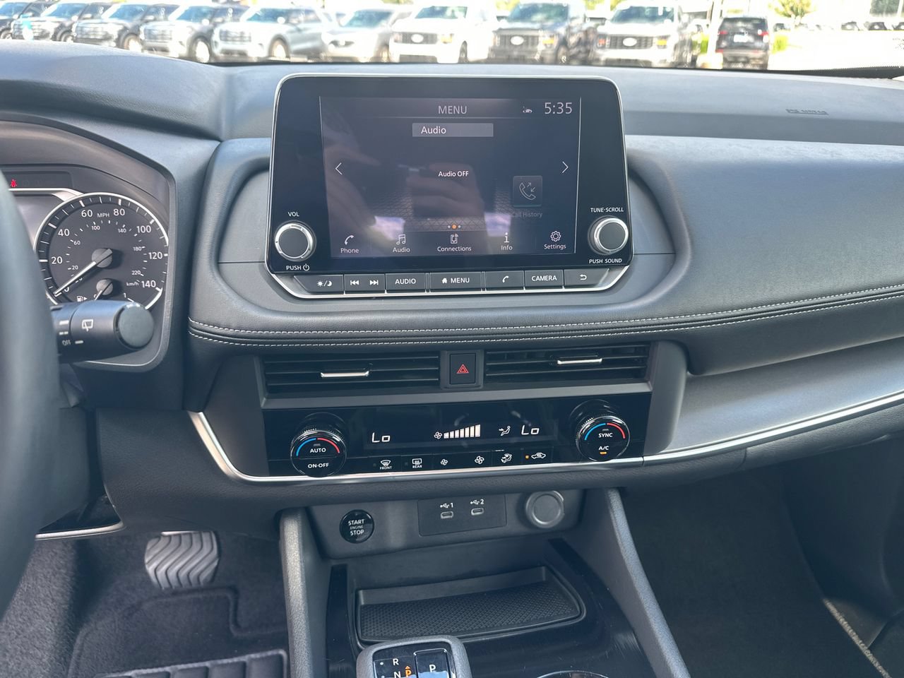 Used 2025 Nissan Rogue SV FWD image 30