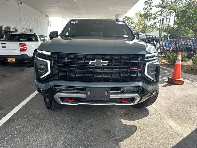 Used 2025 Chevrolet Tahoe Z71 w/ Z71 Off-Road Package AWD/4WD image 9