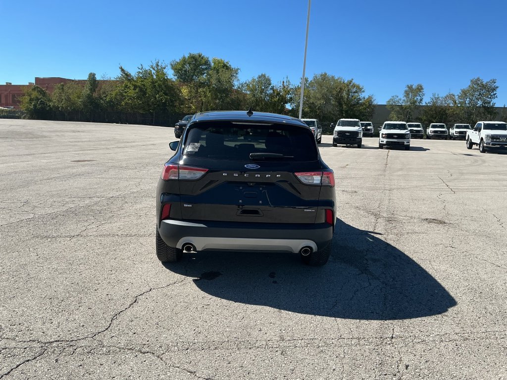 Certified 2022 Ford Escape SE AWD/4WD image 3