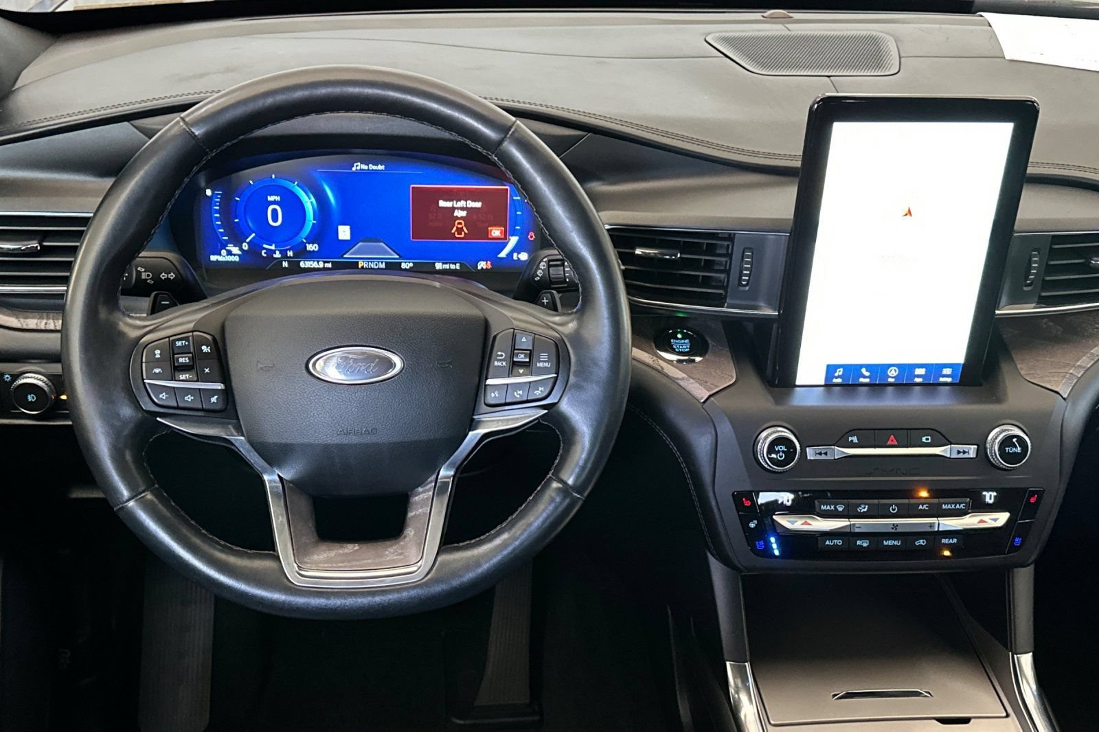 Certified 2020 Ford Explorer Platinum w/ Premium Technology Package AWD/4WD image 14