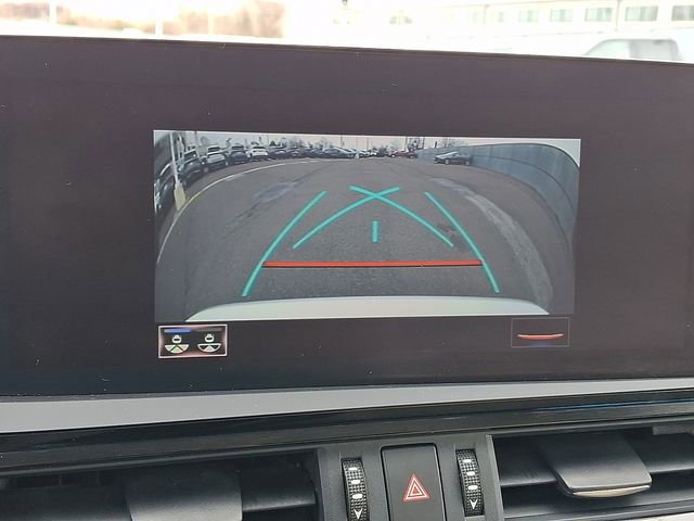 Used 2022 Lexus ES 300h w/ Accessory Package image 18