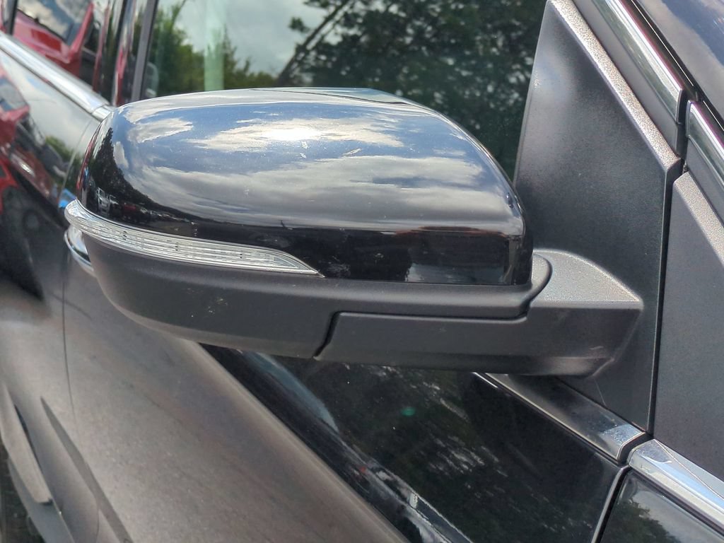 Certified 2024 Ford Edge Titanium AWD/4WD image 14