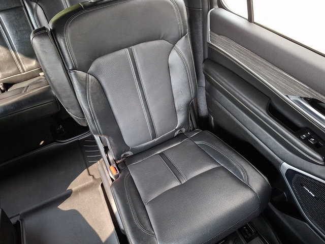 Used 2022 Jeep Wagoneer Series III w/ Flexible Seating Group AWD/4WD image 20