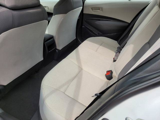 Used 2022 Toyota Corolla LE FWD image 11