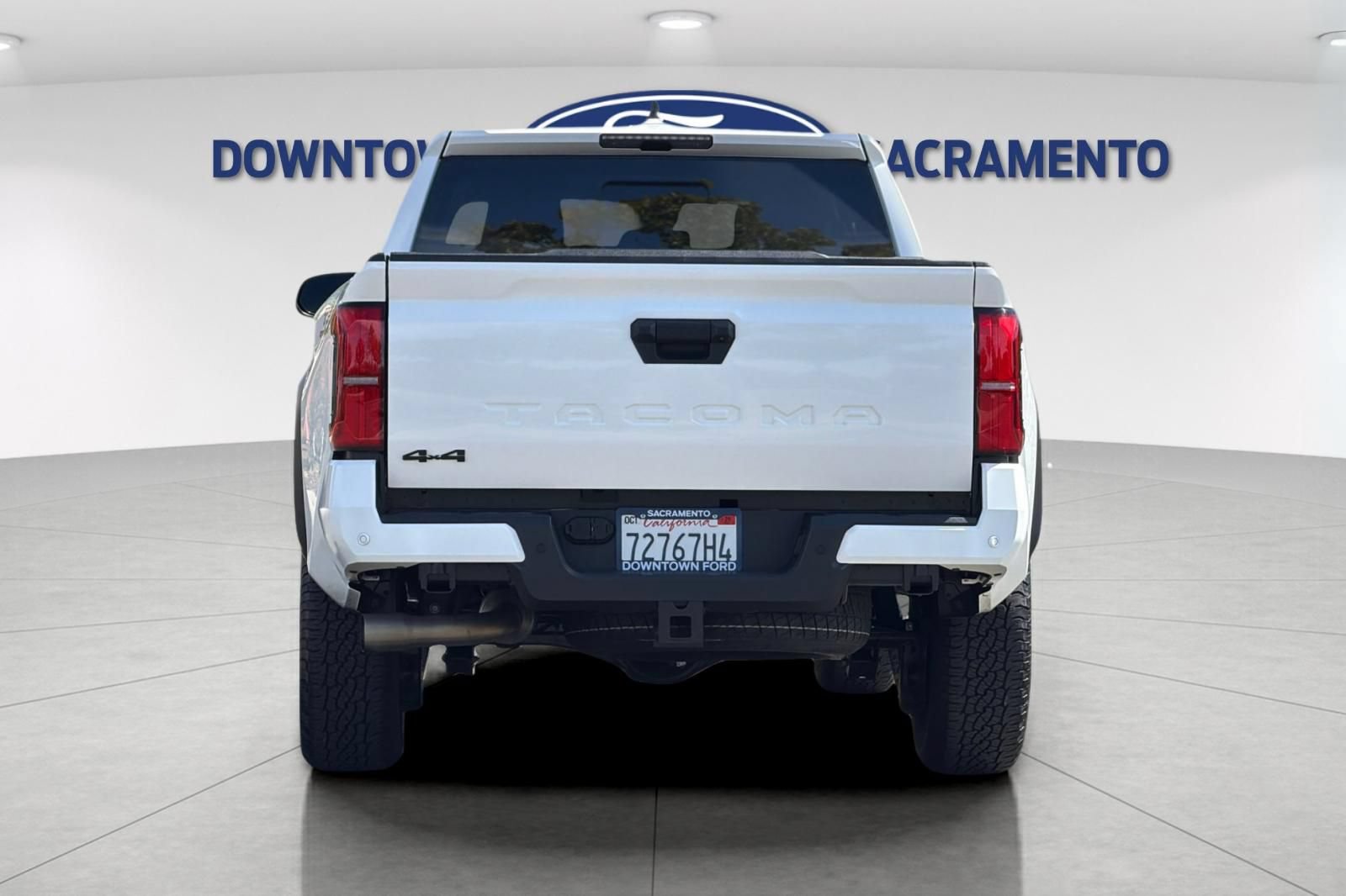 Used 2025 Toyota Tacoma TRD Off-Road w/ TRD Off Road Upgrade Package AWD/4WD image 9