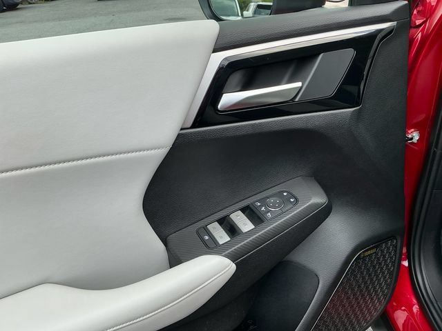 Used 2025 Mitsubishi Outlander SE AWD/4WD image 11