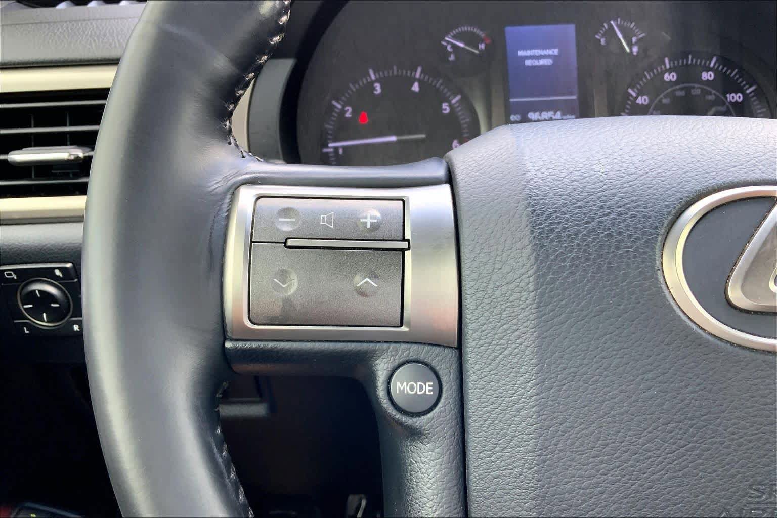Used 2018 Lexus GX 460 Premium w/ Premium Package AWD/4WD image 24
