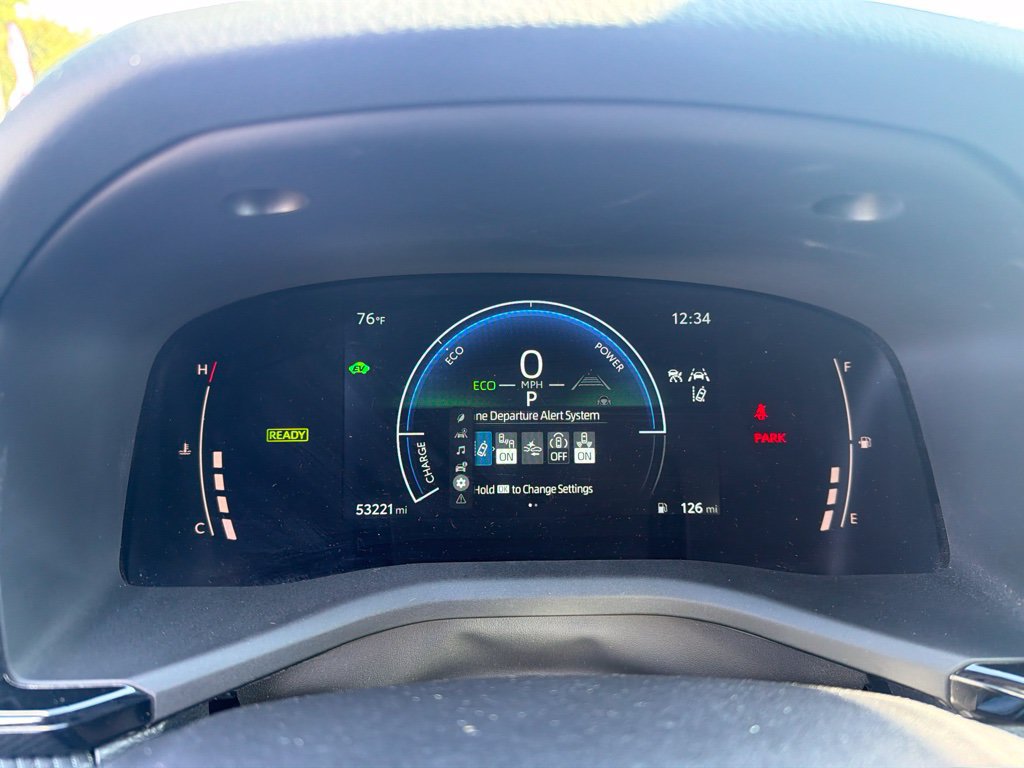 Used 2025 Toyota Camry SE FWD image 16