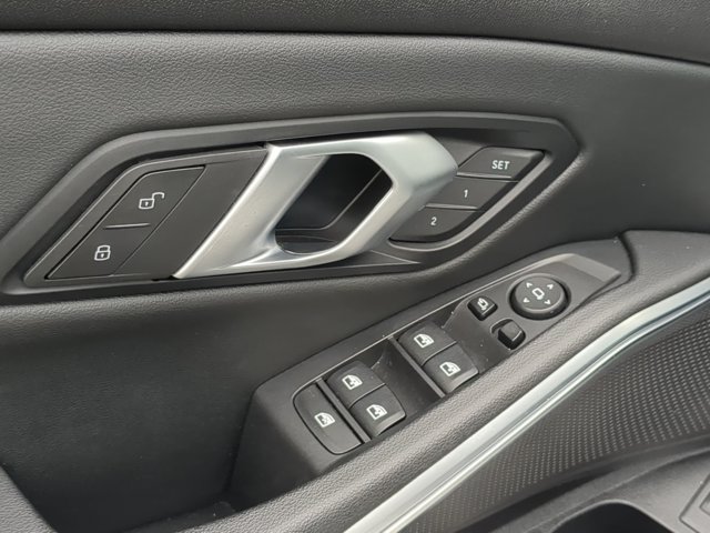 Used 2024 BMW 330i Sedan RWD image 14