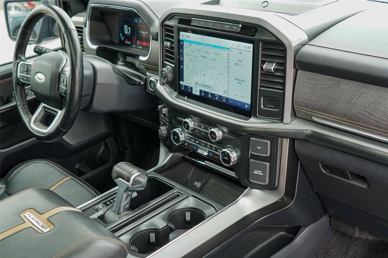 Certified 2022 Ford F150 Platinum w/ Equipment Group 701A High image 28