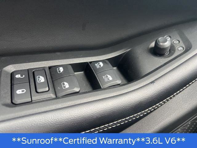 Used 2023 Jeep Grand Cherokee L Laredo image 19