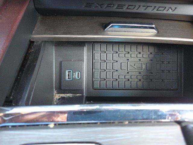 Certified 2024 Ford Expedition Limited RWD image 41