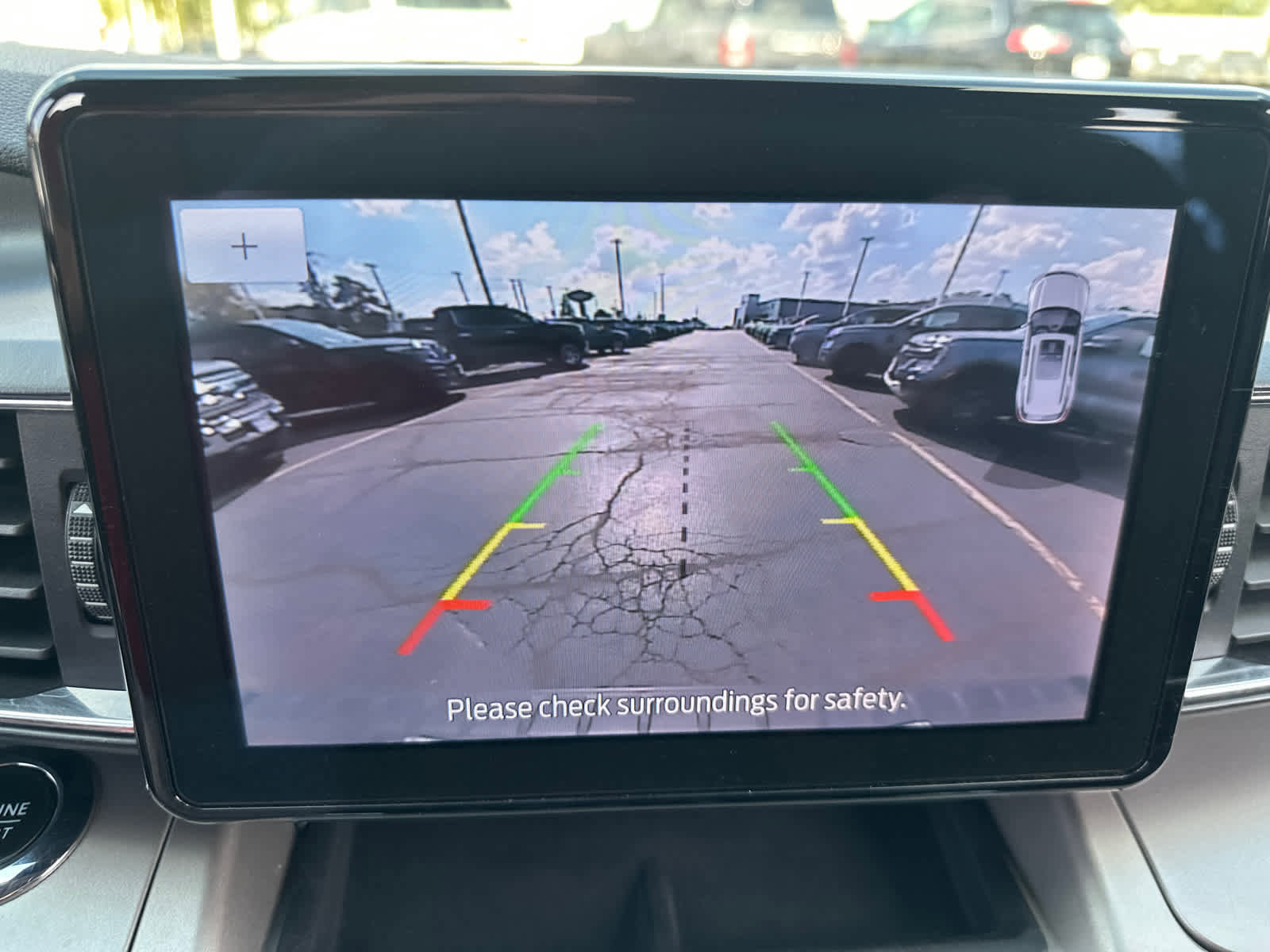 Certified 2022 Ford Explorer XLT w/ Equipment Group 202A image 17