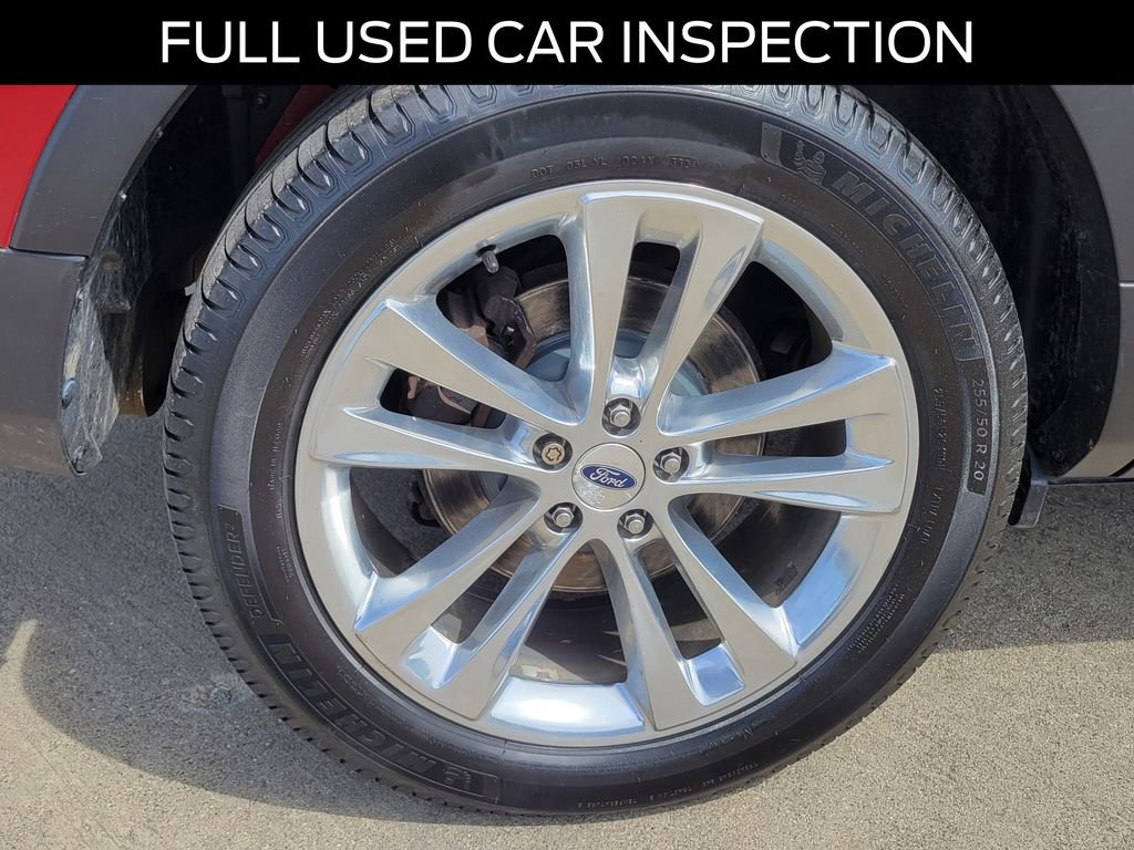 Certified 2018 Ford Explorer XLT w/ Equipment Group 202A image 5