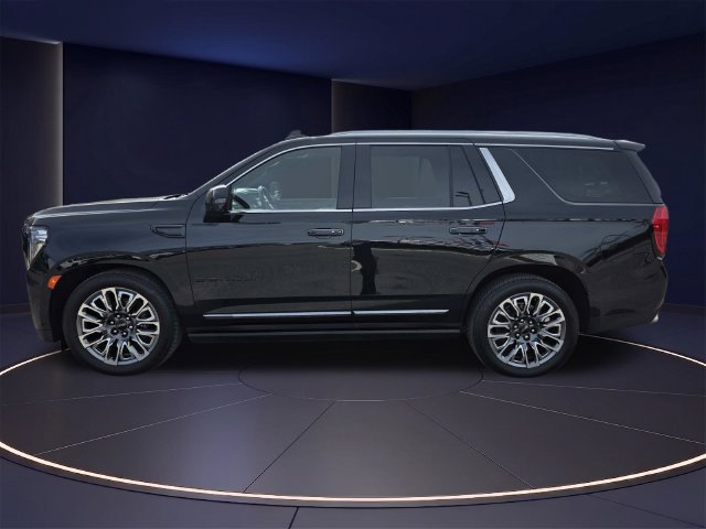 Used 2024 GMC Yukon Denali Ultimate AWD/4WD image 7