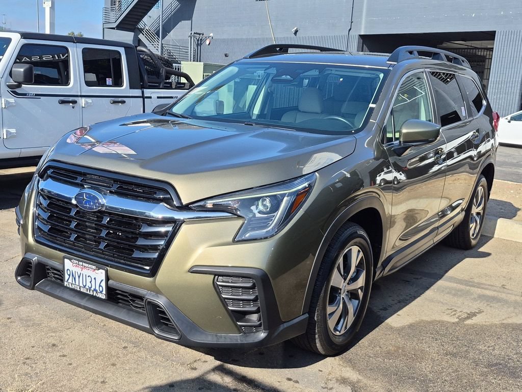 Used 2024 Subaru Ascent Premium w/ Convenience Package AWD/4WD image 3
