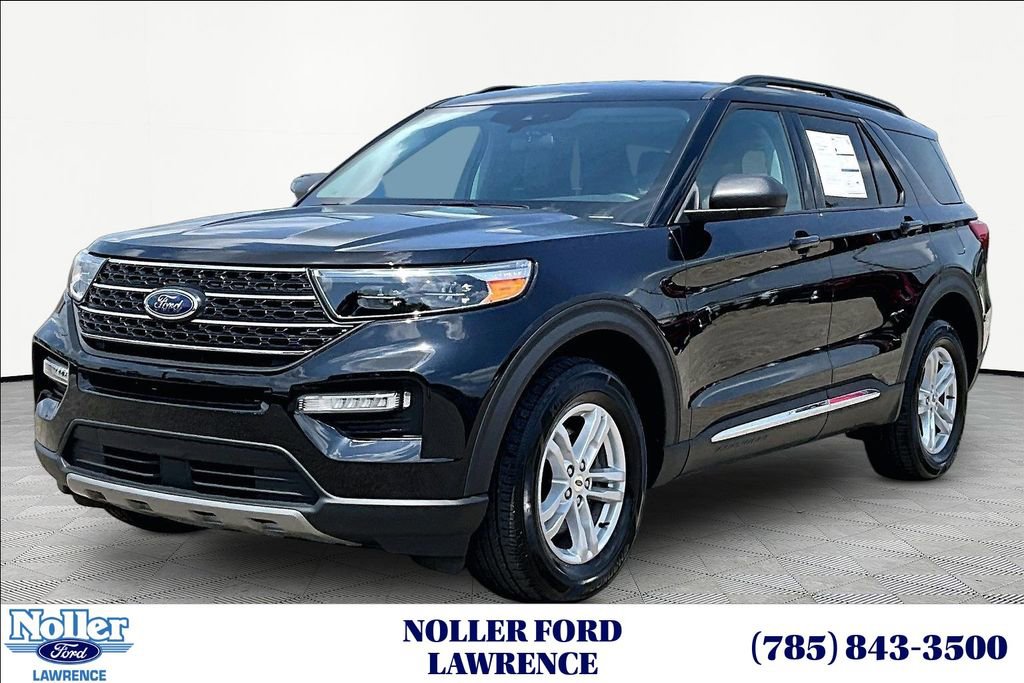 Certified 2024 Ford Explorer XLT w/ Equipment Group 202A