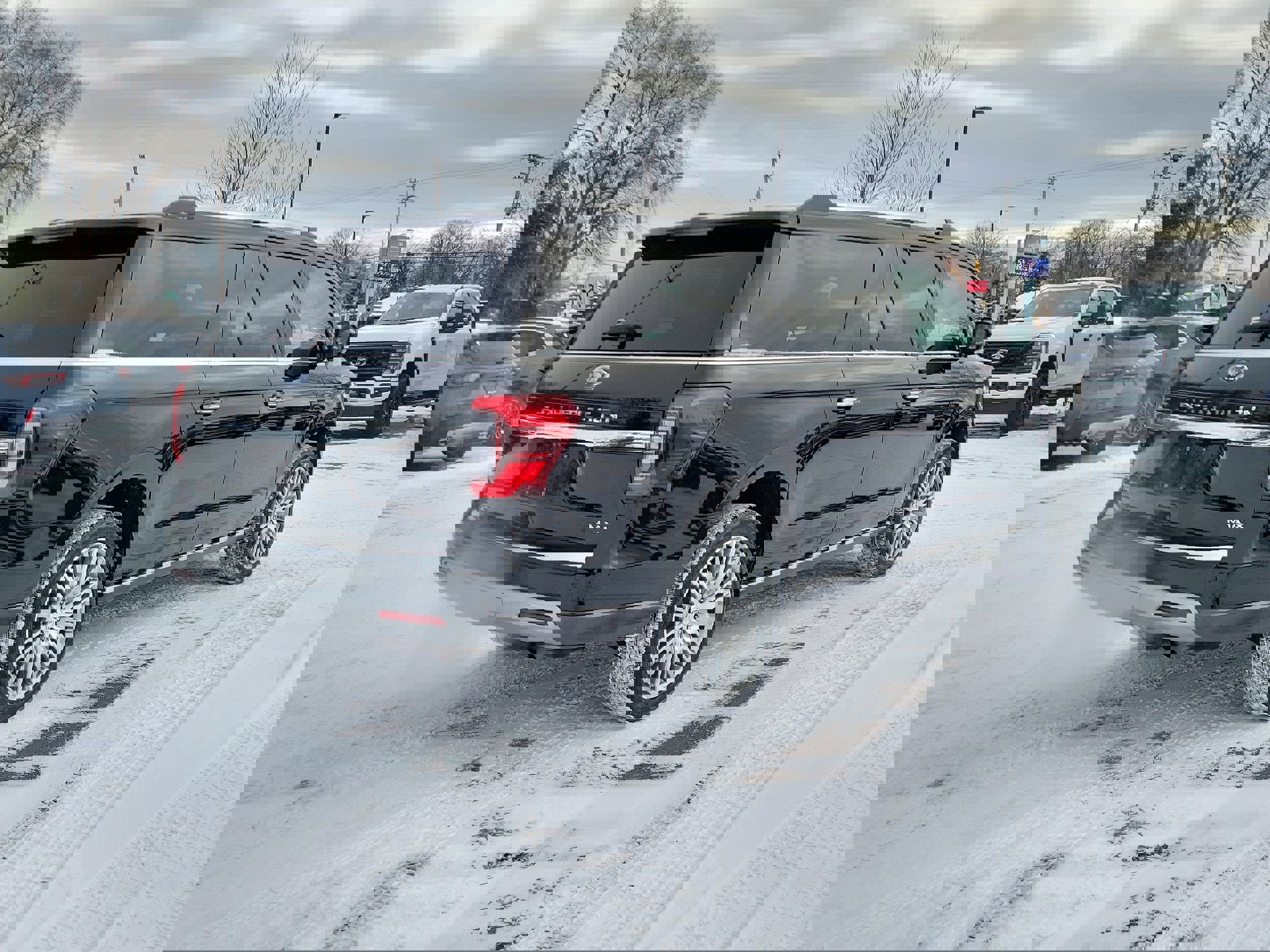 Certified 2023 Ford Expedition Max Limited image 4