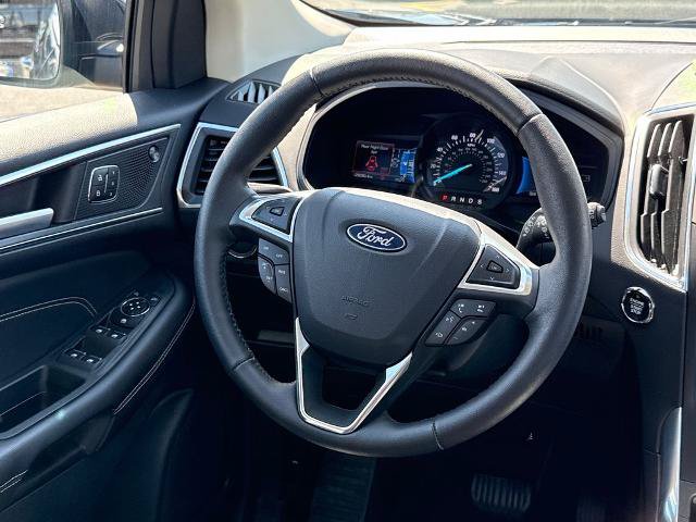Certified 2024 Ford Edge Titanium AWD/4WD image 18