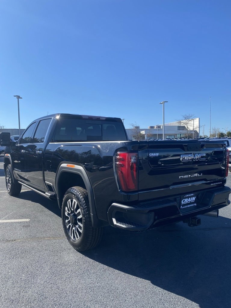 Used 2024 GMC Sierra 2500 Denali Ultimate image 3