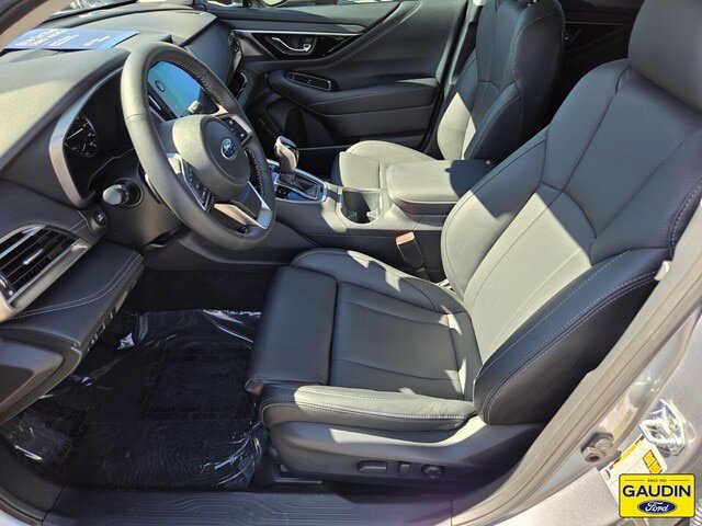 Used 2025 Subaru Outback Limited AWD/4WD image 11