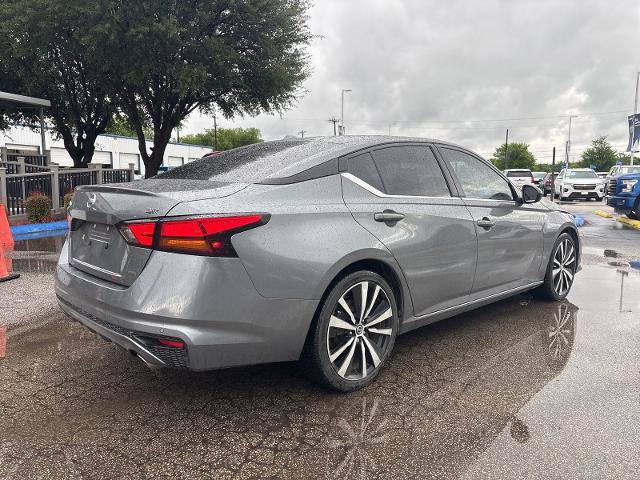 Used 2022 Nissan Altima 2.5 SR FWD image 3