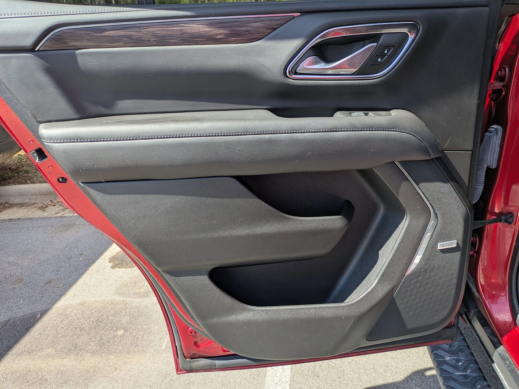 Used 2022 Chevrolet Tahoe Z71 w/ Z71 Off-Road Package image 28