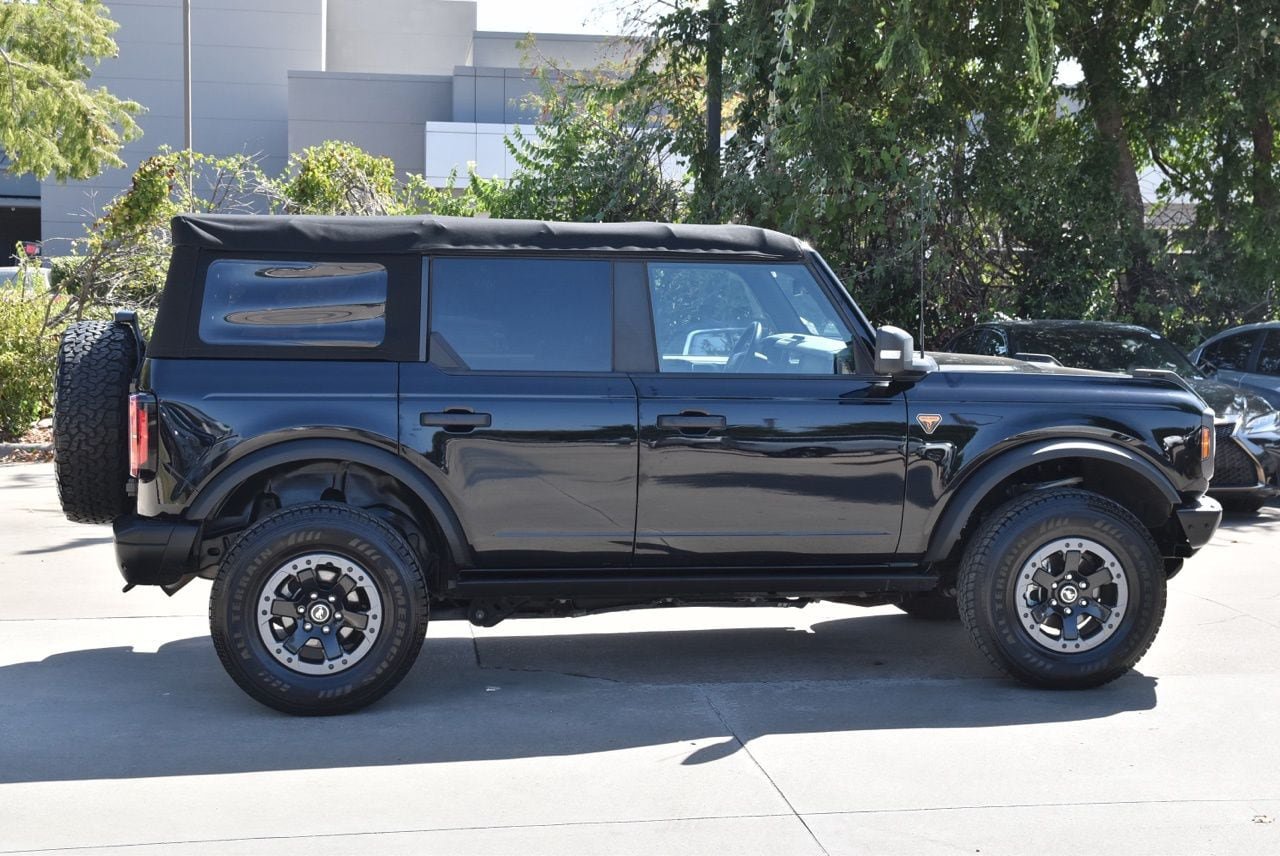Certified 2022 Ford Bronco Badlands AWD/4WD image 6