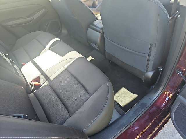 Used 2025 Nissan Altima 2.5 SV FWD image 11