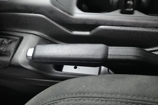 Used 2023 Jeep Gladiator Sport AWD/4WD image 14