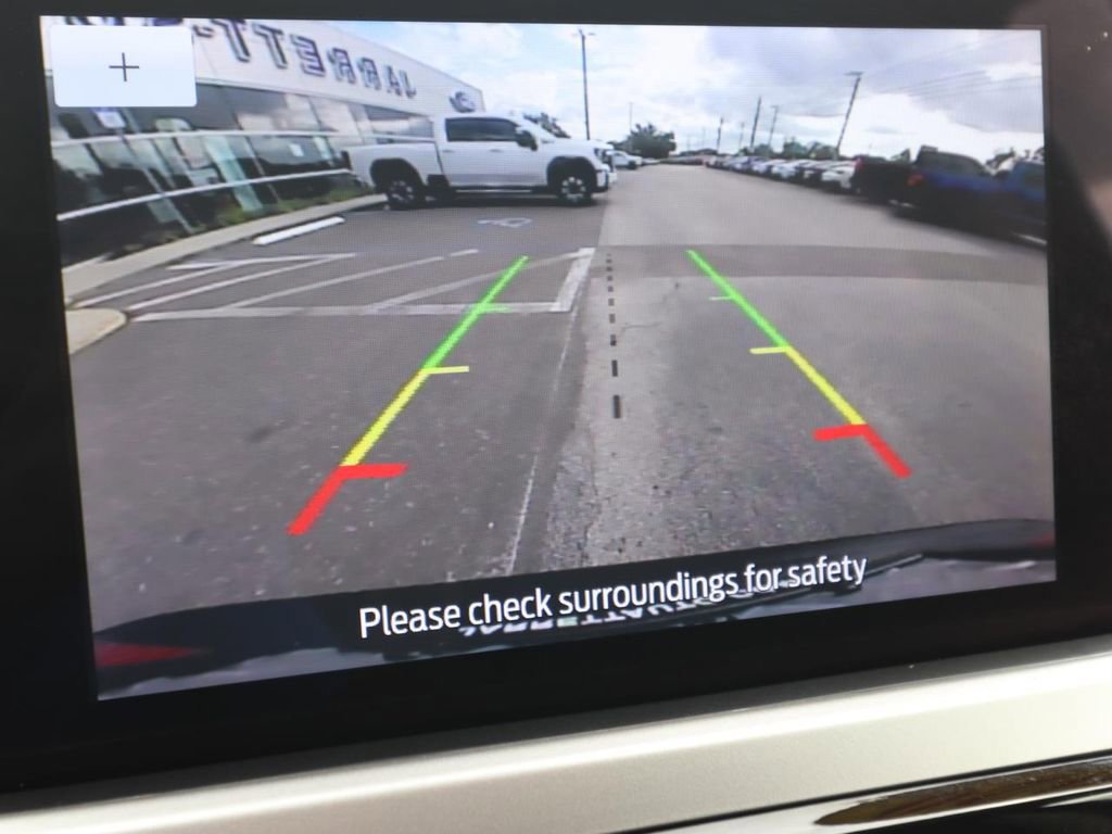 Certified 2020 Ford Escape SE image 9