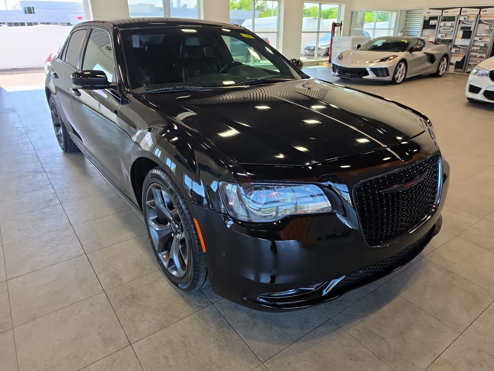 Used 2021 Chrysler 300 S RWD image 5